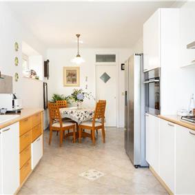 4 bedroom villa with pool in Lapad, Dubrovnik, sleeps 8